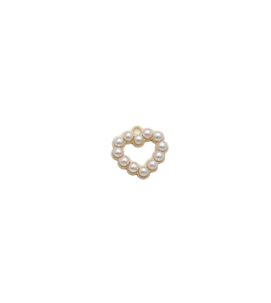 Pearl heart pendant